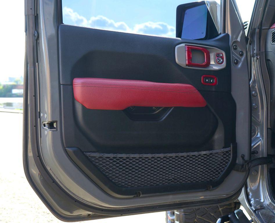 used 2019 Jeep Wrangler Unlimited car, priced at $39,900