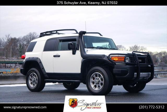 used 2011 Toyota FJ Cruiser car, priced at $19,900