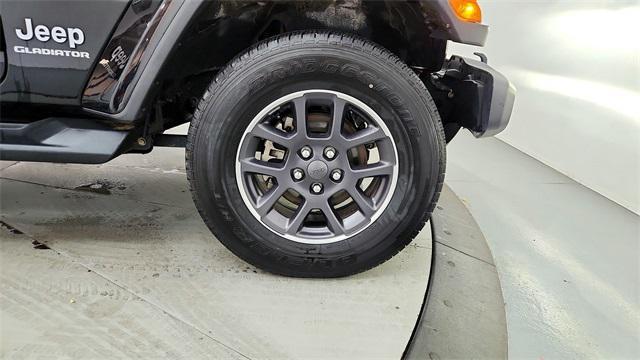 used 2021 Jeep Gladiator car, priced at $31,600