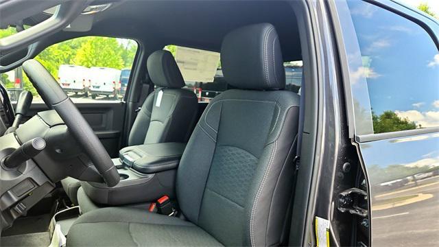 new 2025 Ram 3500 car, priced at $66,304
