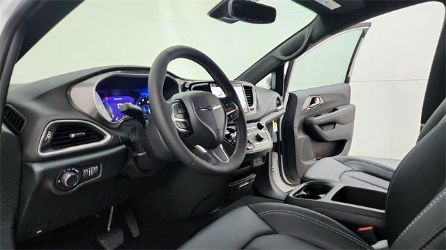 new 2025 Chrysler Voyager car, priced at $37,094