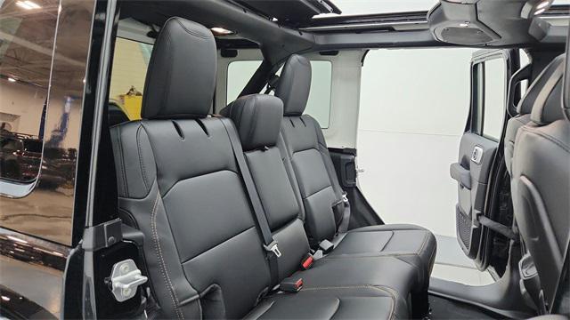 new 2025 Jeep Wrangler car, priced at $55,813