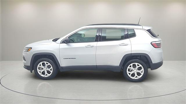 new 2024 Jeep Compass car, priced at $24,138