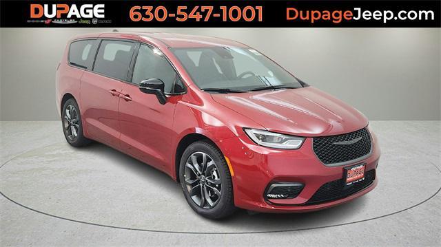 new 2026 Chrysler Pacifica car, priced at $42,029