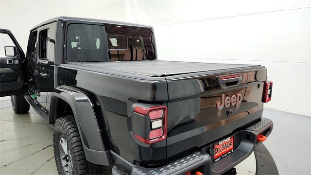 new 2025 Jeep Gladiator car, priced at $53,225