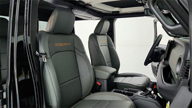 new 2025 Jeep Gladiator car, priced at $53,225