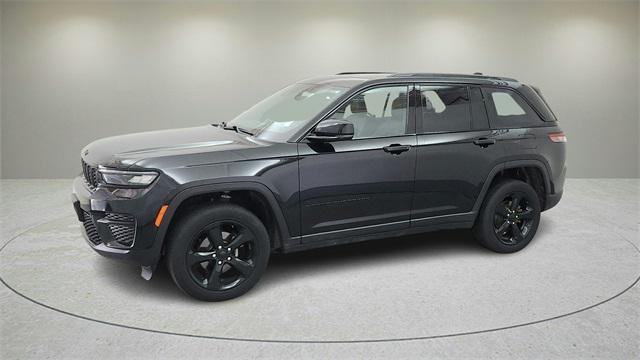 used 2022 Jeep Grand Cherokee car, priced at $32,703
