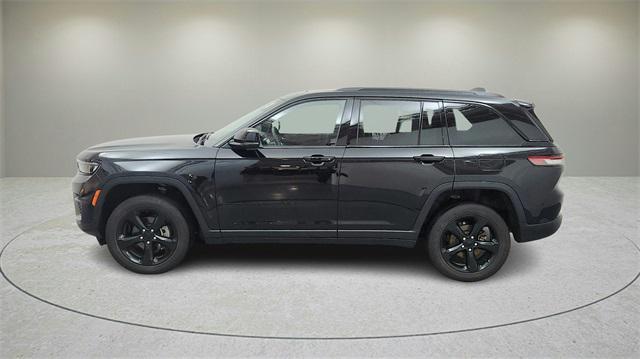 used 2023 Jeep Grand Cherokee car, priced at $31,877