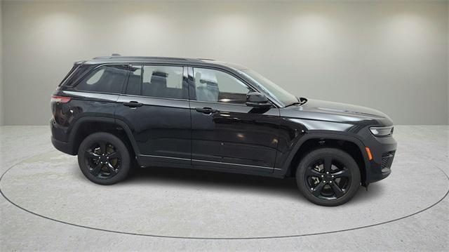 used 2023 Jeep Grand Cherokee car, priced at $31,877