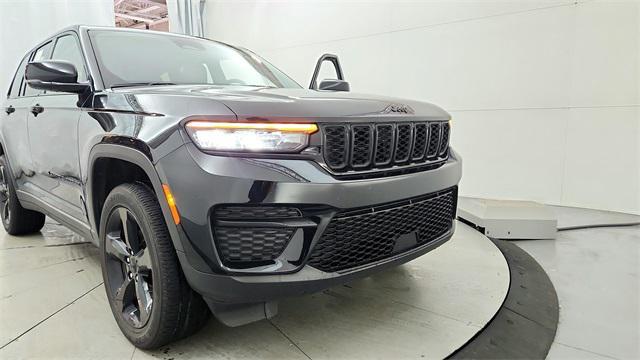 used 2023 Jeep Grand Cherokee car, priced at $31,877