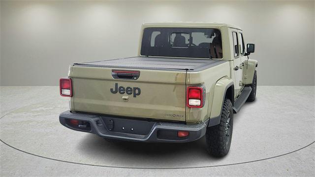 new 2025 Jeep Gladiator car, priced at $43,443