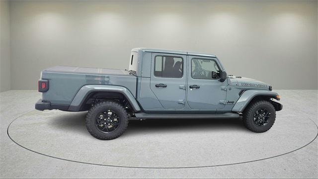 new 2025 Jeep Gladiator car, priced at $43,193