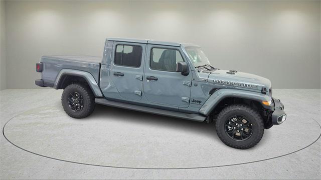 new 2025 Jeep Gladiator car, priced at $43,193