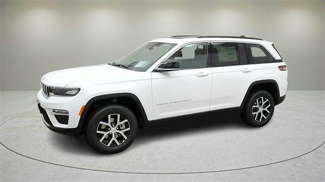 new 2025 Jeep Grand Cherokee car, priced at $42,479
