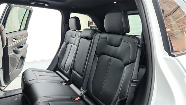 new 2025 Jeep Grand Cherokee car, priced at $42,479