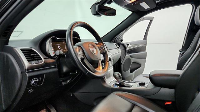 used 2022 Jeep Grand Cherokee car, priced at $27,500