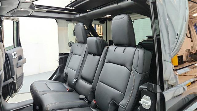 new 2025 Jeep Wrangler car, priced at $55,082