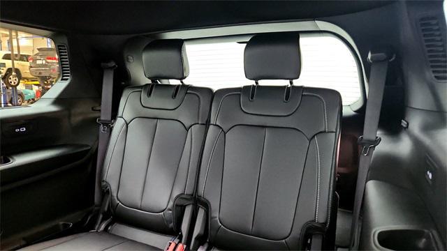new 2025 Jeep Grand Cherokee L car, priced at $44,736