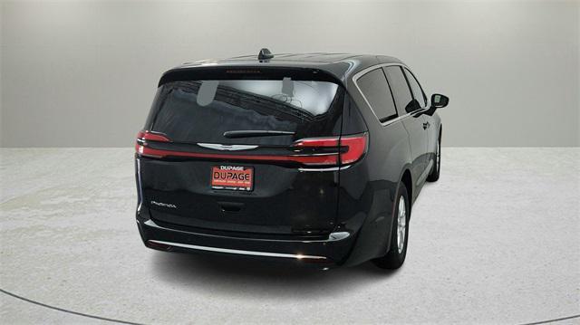 new 2025 Chrysler Pacifica car, priced at $44,925