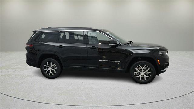 new 2024 Jeep Grand Cherokee L car, priced at $42,977