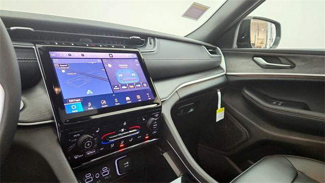 new 2025 Jeep Grand Cherokee car, priced at $45,207