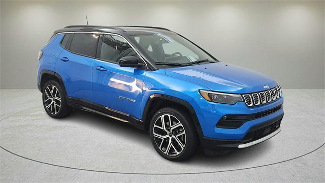 used 2025 Jeep Compass car, priced at $26,999