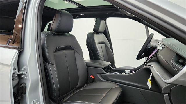 new 2025 Jeep Grand Cherokee car, priced at $43,395
