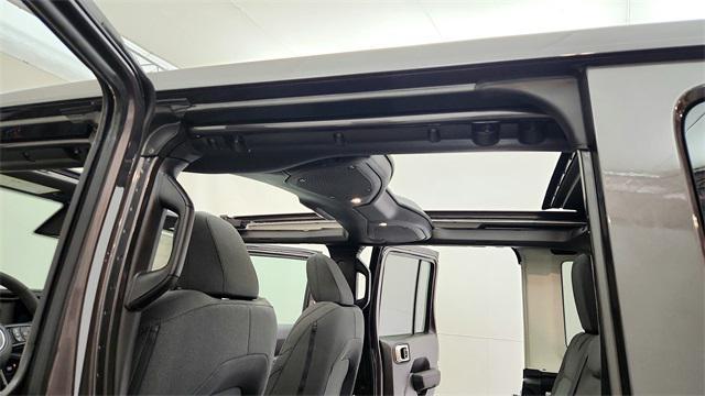 new 2025 Jeep Wrangler car, priced at $44,433