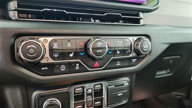 new 2025 Jeep Wrangler car, priced at $44,433