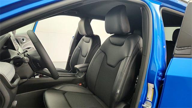 new 2025 Jeep Compass car, priced at $27,713