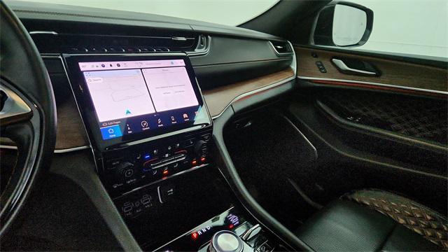 used 2022 Jeep Grand Cherokee car, priced at $39,999