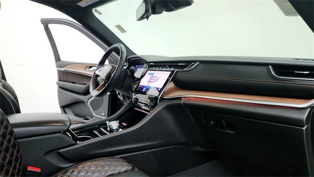 used 2022 Jeep Grand Cherokee car, priced at $39,999