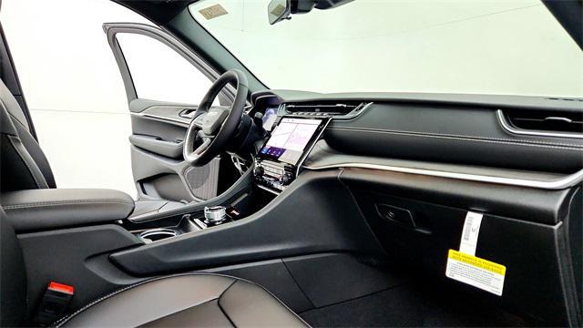 new 2025 Jeep Grand Cherokee L car, priced at $46,722
