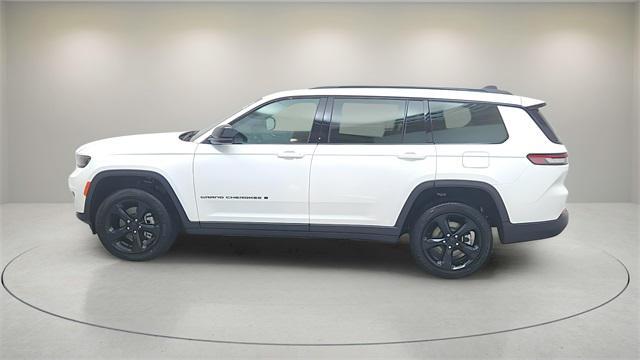 new 2025 Jeep Grand Cherokee L car, priced at $44,622