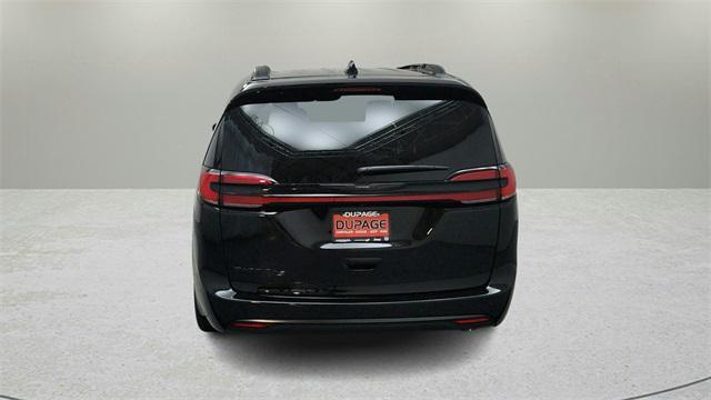 new 2024 Chrysler Pacifica car, priced at $39,298