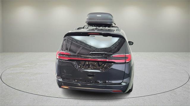 new 2025 Chrysler Pacifica car, priced at $40,395