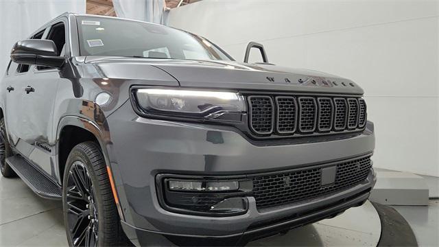 new 2024 Jeep Wagoneer L car