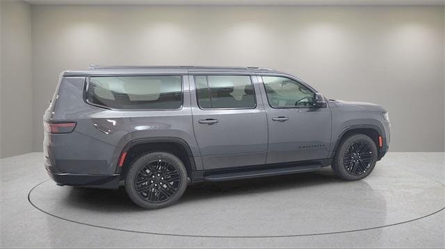 new 2024 Jeep Wagoneer L car