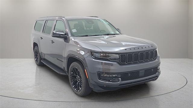 new 2024 Jeep Wagoneer L car