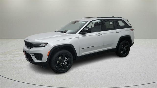 new 2024 Jeep Grand Cherokee car, priced at $40,815