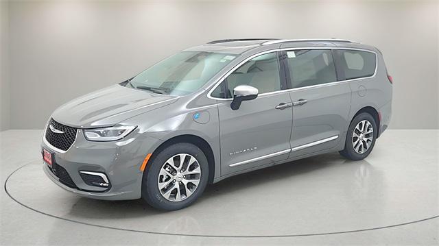 new 2025 Chrysler Pacifica car, priced at $43,309