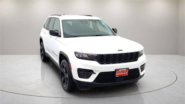 used 2023 Jeep Grand Cherokee car, priced at $32,871