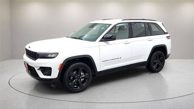 used 2023 Jeep Grand Cherokee car, priced at $32,871