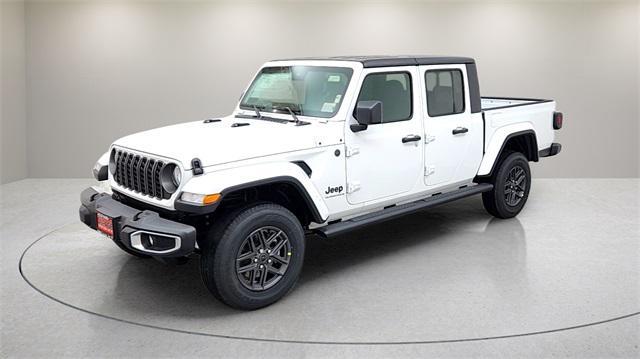 new 2025 Jeep Gladiator car, priced at $41,661
