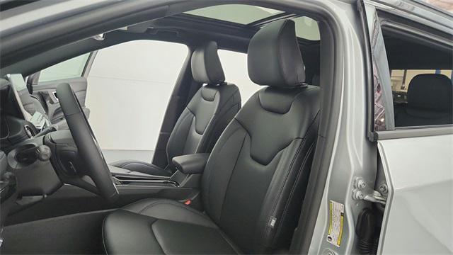 new 2025 Jeep Compass car, priced at $35,107