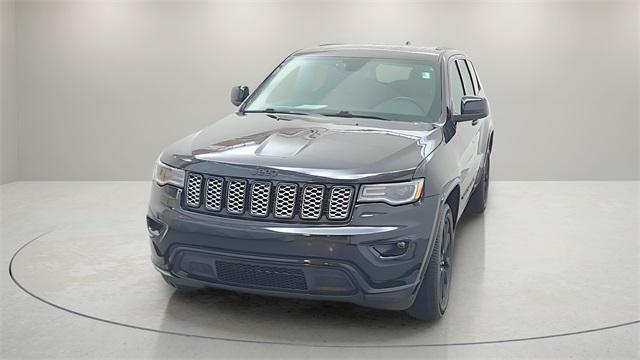 used 2022 Jeep Grand Cherokee car, priced at $27,316