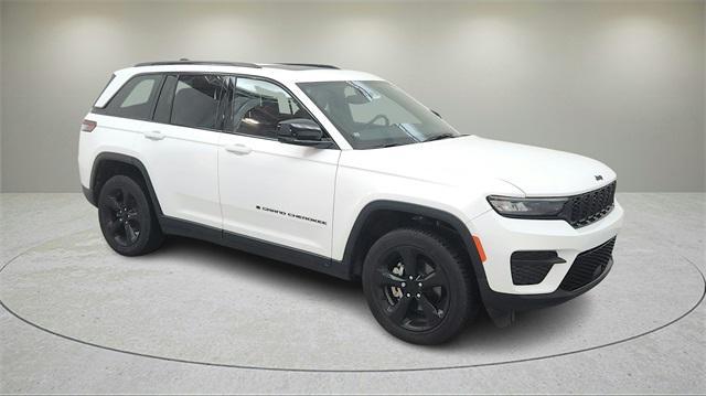 used 2023 Jeep Grand Cherokee car, priced at $30,777