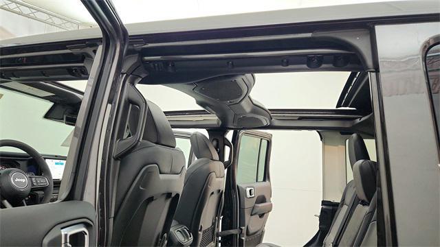 new 2025 Jeep Wrangler car, priced at $65,590