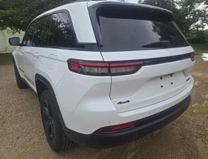 used 2023 Jeep Grand Cherokee car, priced at $34,650