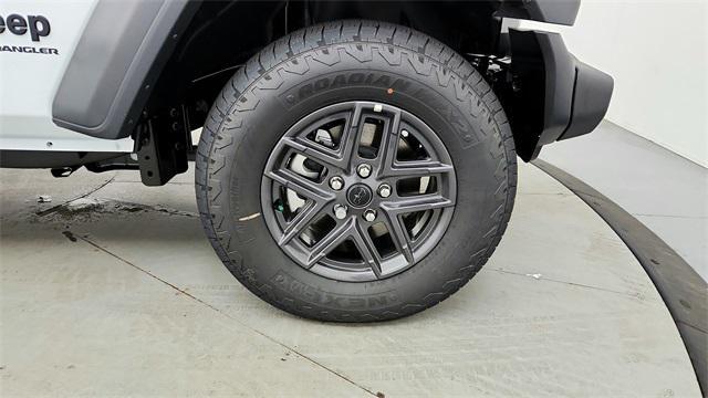 new 2025 Jeep Wrangler car, priced at $41,124